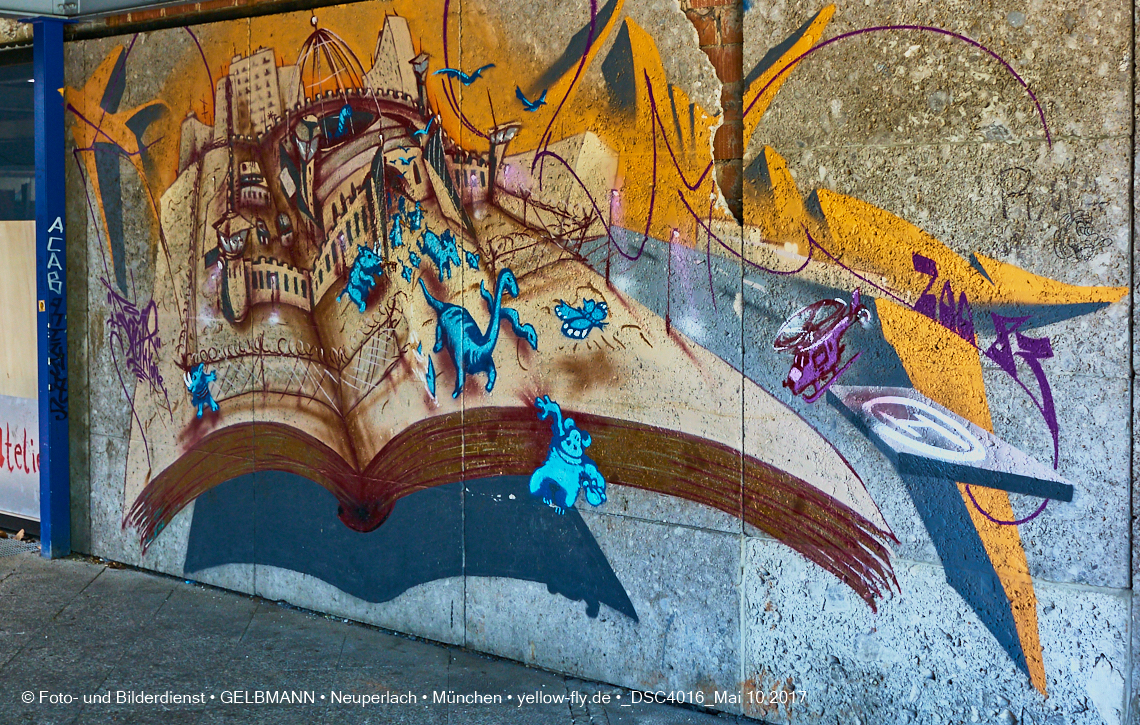 21.03.2017 - Abrissbaustelle Quiddezentrum in Neuperlach